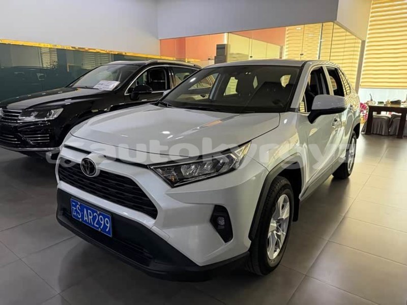 Big with watermark toyota rav4 bishkek bishkek 5953