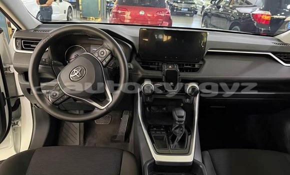Buy Used Toyota RAV4 White Car in Bishkek in Bishkek Buy Used Toyota RAV4 White Car in Bishkek in Bishkek
