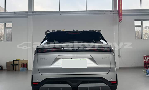 Buy Used Geely Emgrand X7 Silver Car in Bishkek in Bishkek Buy Used Geely Emgrand X7 Silver Car in Bishkek in Bishkek