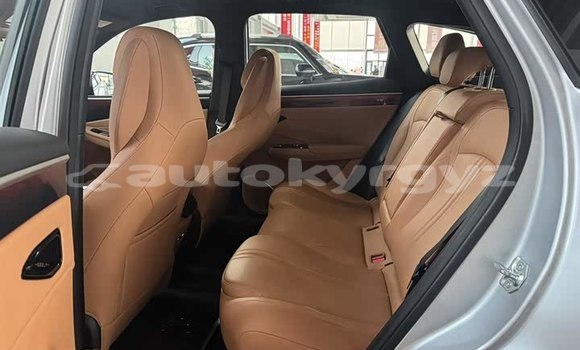 Buy Used Geely Emgrand X7 Silver Car in Bishkek in Bishkek Buy Used Geely Emgrand X7 Silver Car in Bishkek in Bishkek