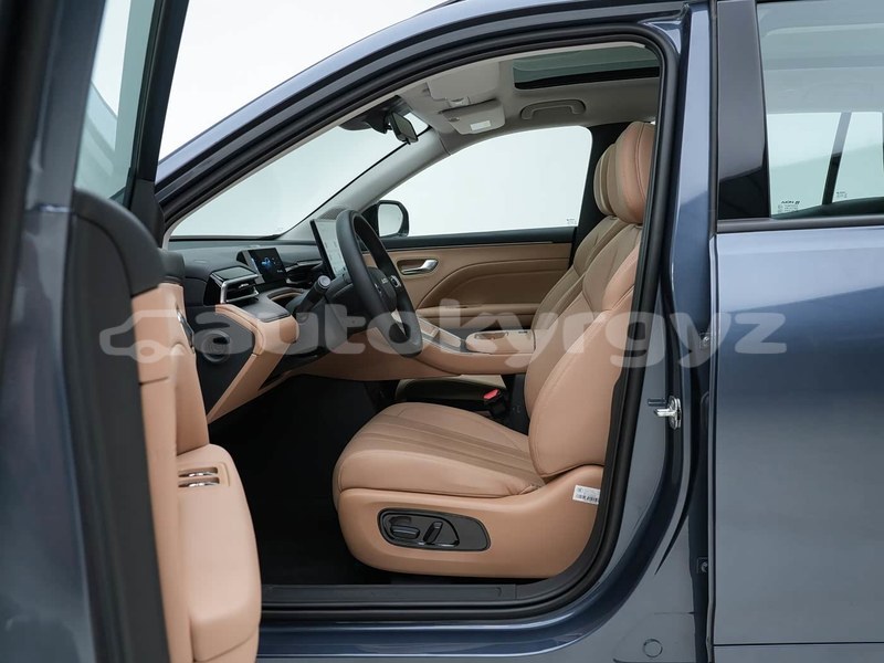 Big with watermark gac trumpchi gs8 bishkek bishkek 5961