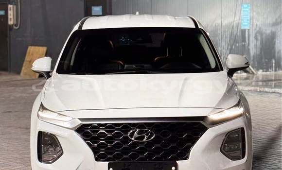Buy Used Hyundai Santa Fe White Car in Bishkek in Bishkek Buy Used Hyundai Santa Fe White Car in Bishkek in Bishkek