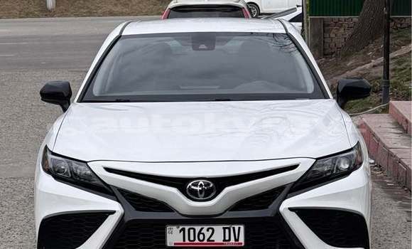 Buy Used Toyota Camry White Car in Bishkek in Bishkek Buy Used Toyota Camry White Car in Bishkek in Bishkek