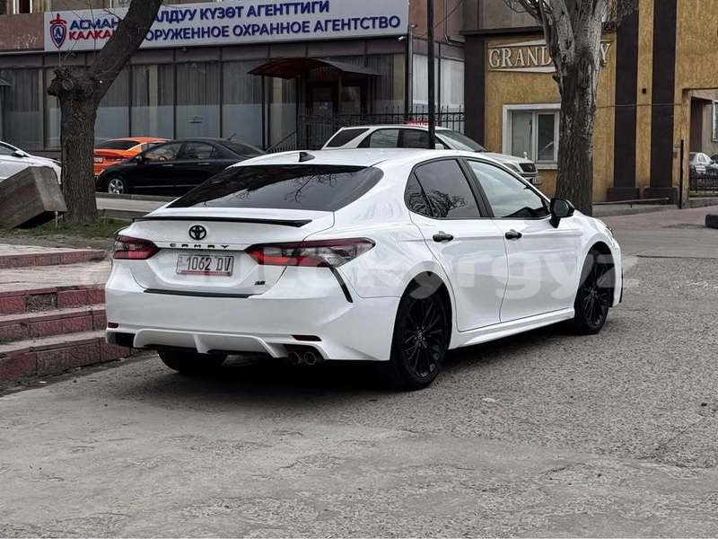 Big with watermark toyota camry bishkek bishkek 5982