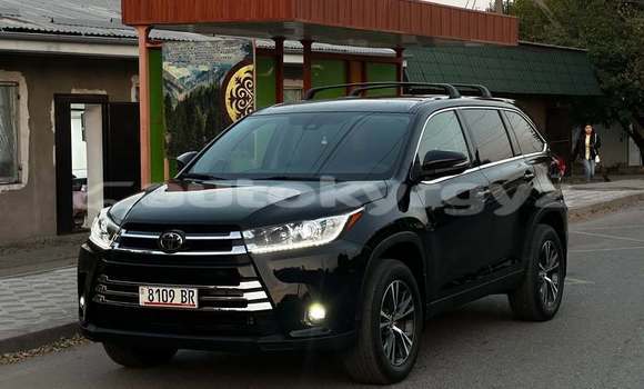 Buy Used Toyota Highlander Black Car in Bishkek in Bishkek