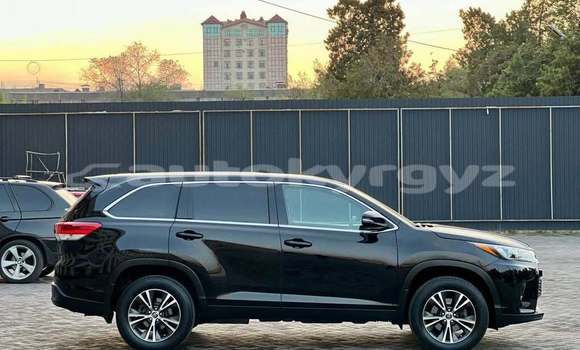 Buy Used Toyota Highlander Black Car in Bishkek in Bishkek