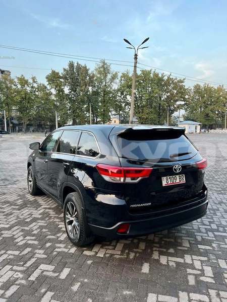 Big with watermark toyota highlander bishkek bishkek 5988