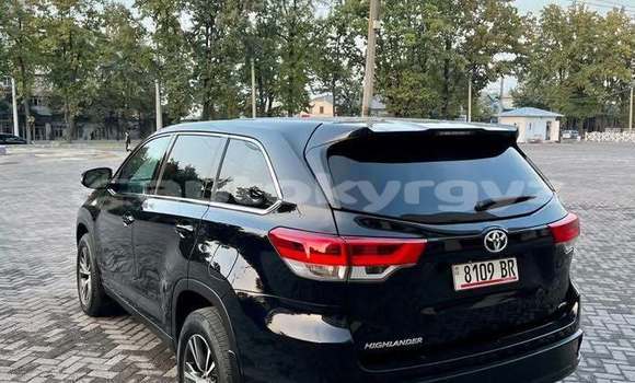 Buy Used Toyota Highlander Black Car in Bishkek in Bishkek Buy Used Toyota Highlander Black Car in Bishkek in Bishkek