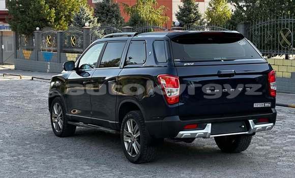 Buy Used Toyota Pickup Black Car in Bishkek in Bishkek Buy Used Toyota Pickup Black Car in Bishkek in Bishkek