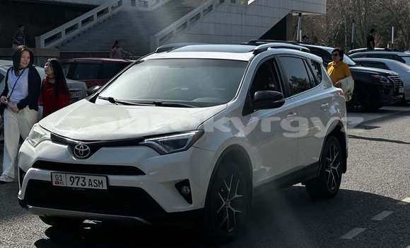 Buy Used Toyota RAV4 White Car in Bishkek in Bishkek Buy Used Toyota RAV4 White Car in Bishkek in Bishkek