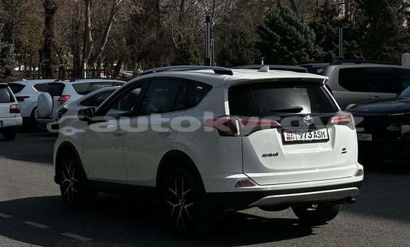 Buy Used Toyota RAV4 White Car in Bishkek in Bishkek Buy Used Toyota RAV4 White Car in Bishkek in Bishkek