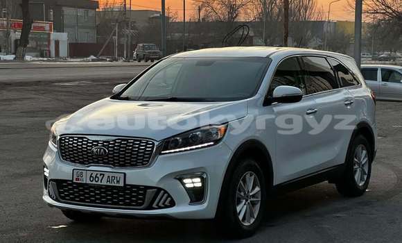 Buy Used Kia Sorento White Car in Bishkek in Bishkek