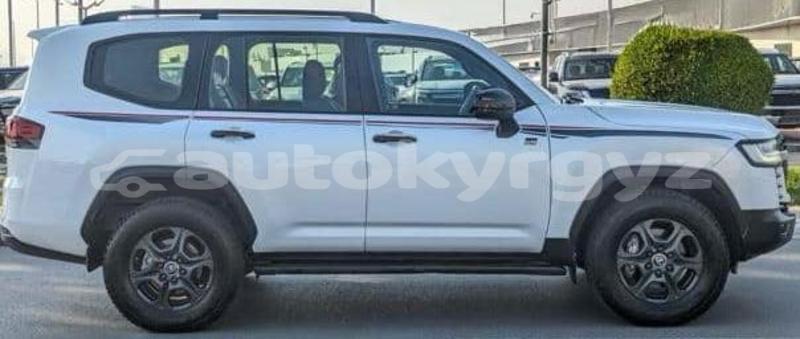 Big with watermark toyota land cruiser bishkek bishkek 6013