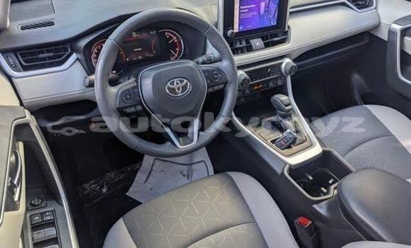 Buy Used Toyota RAV4 White Car in At–Bashi in Naryn Buy Used Toyota RAV4 White Car in At–Bashi in Naryn