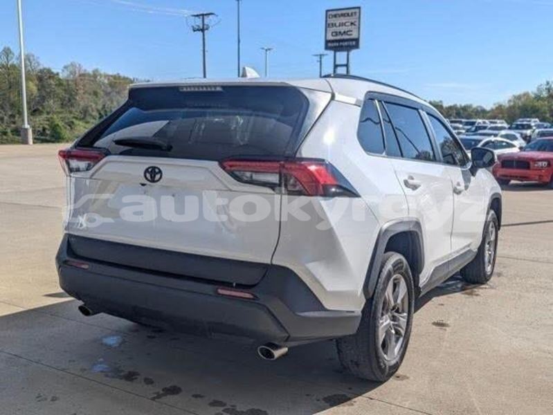 Big with watermark toyota rav4 naryn at bashi 6019