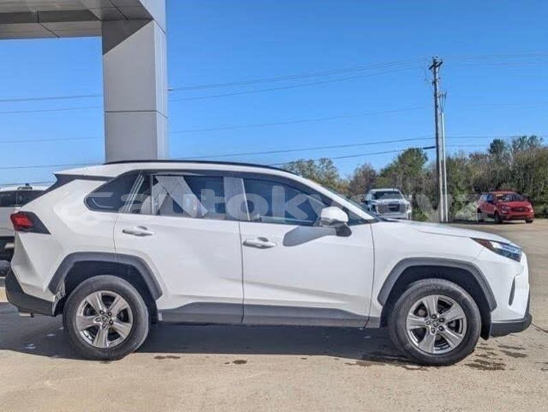 Big with watermark toyota rav4 naryn at bashi 6019