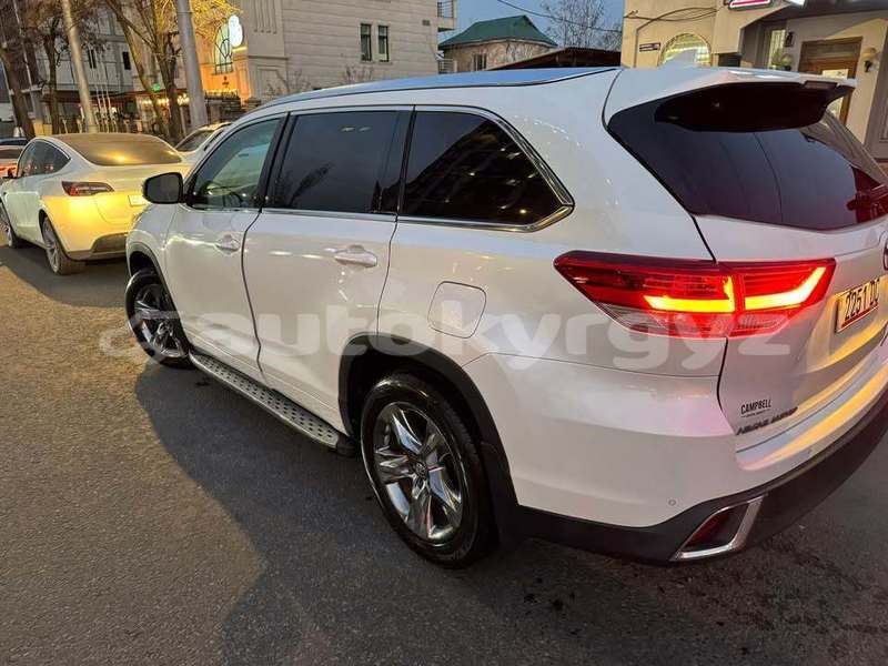 Big with watermark toyota highlander bishkek bishkek 6035