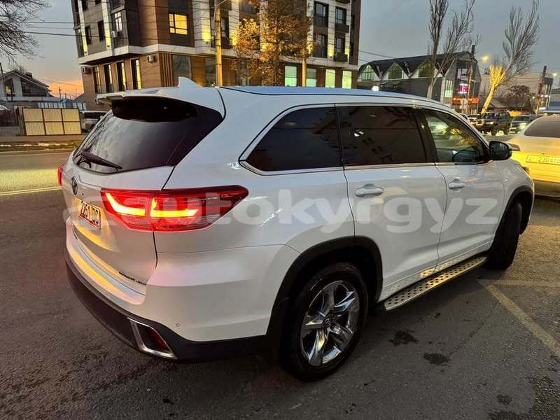 Big with watermark toyota highlander bishkek bishkek 6035