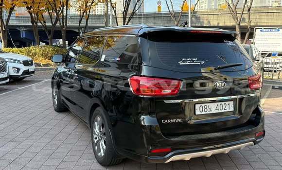 Buy Used Kia Carnival Black Car in Bishkek in Bishkek Buy Used Kia Carnival Black Car in Bishkek in Bishkek