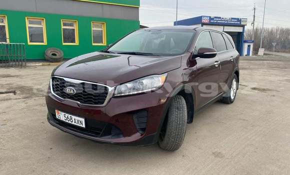 Buy Used Kia Sorento Red Car in Bishkek in Bishkek