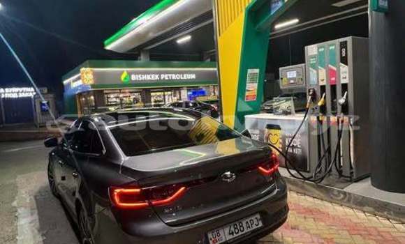 Buy Used Renault Sandero Other Car in Bishkek in Bishkek