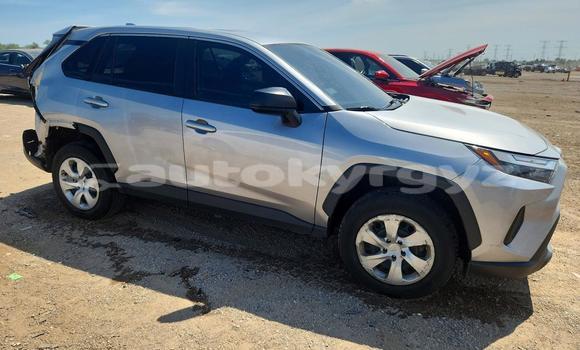 Buy Import Toyota RAV4 Silver Car in Bishkek in Bishkek Buy Import Toyota RAV4 Silver Car in Bishkek in Bishkek