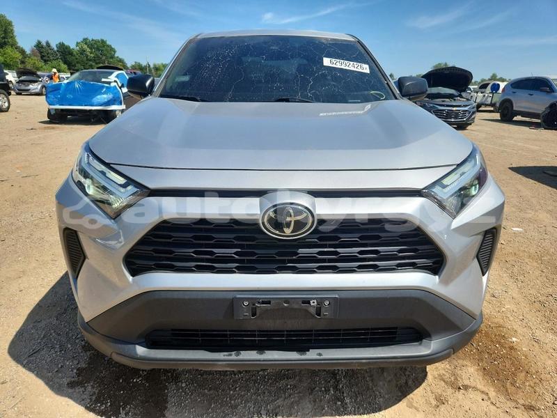 Big with watermark toyota rav4 bishkek bishkek 6068