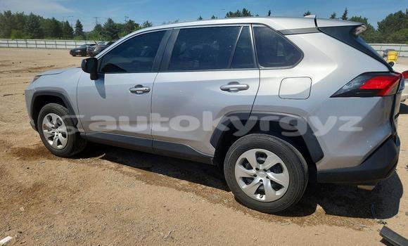 Buy Import Toyota RAV4 Silver Car in Bishkek in Bishkek Buy Import Toyota RAV4 Silver Car in Bishkek in Bishkek