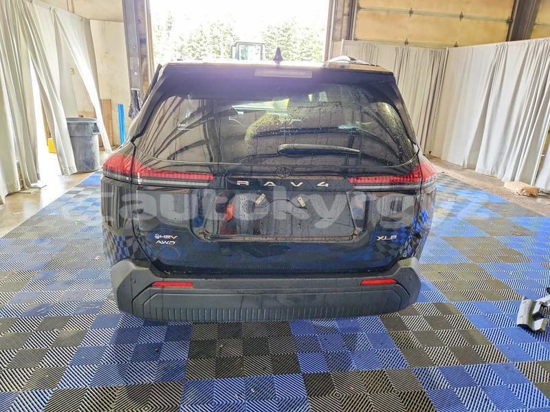 Big with watermark toyota rav4 bishkek bishkek 6071