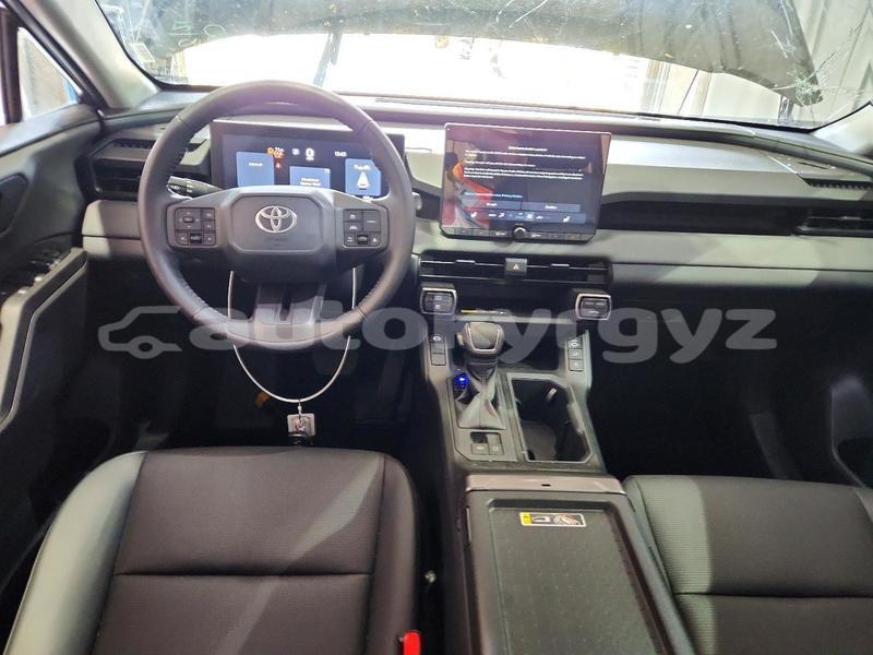Big with watermark toyota rav4 bishkek bishkek 6071