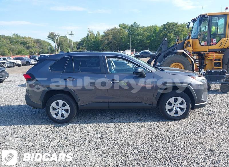 Big with watermark toyota rav4 bishkek bishkek 6072