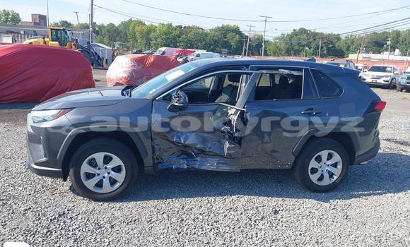 Buy Import Toyota RAV4 Silver Car in Bishkek in Bishkek Buy Import Toyota RAV4 Silver Car in Bishkek in Bishkek
