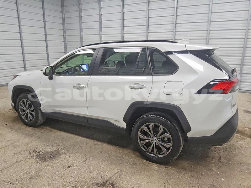 Big with watermark toyota rav4 bishkek bishkek 6073