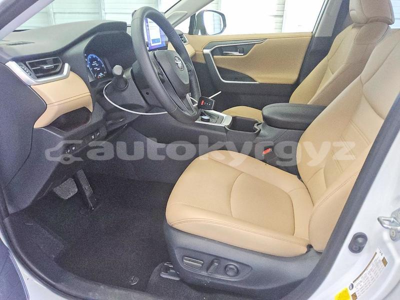 Big with watermark toyota rav4 bishkek bishkek 6073