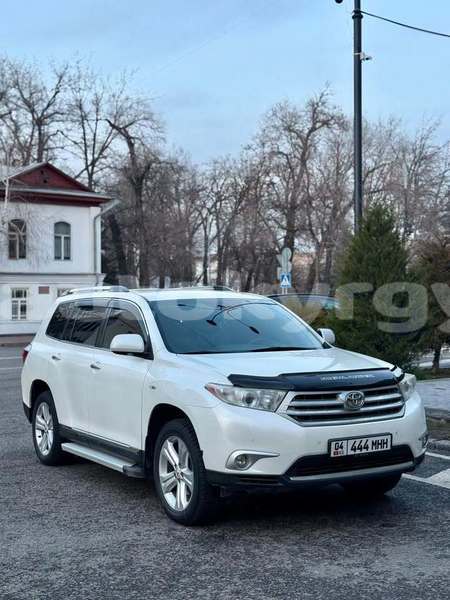 Big with watermark toyota highlander bishkek bishkek 6137
