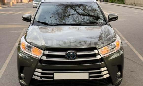 Buy Used Toyota Highlander Other Car in Bishkek in Bishkek