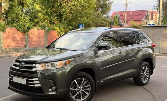 Buy Used Toyota Highlander Other Car in Bishkek in Bishkek Buy Used Toyota Highlander Other Car in Bishkek in Bishkek