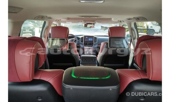 Buy Import Toyota Land Cruiser Black Car in Import - Dubai in Batken Buy Import Toyota Land Cruiser Black Car in Import - Dubai in Batken