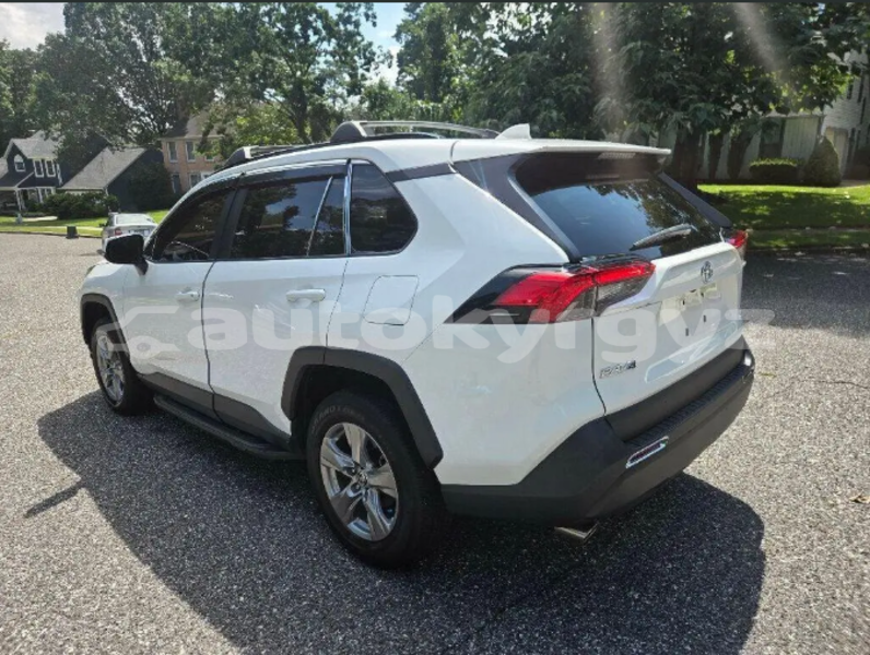Big with watermark toyota rav4 issyk kul ananyevo 6163