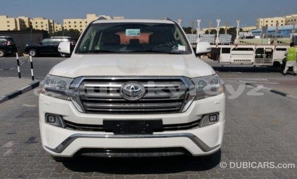 Buy Import Toyota Land Cruiser White Car in Import - Dubai in Batken Buy Import Toyota Land Cruiser White Car in Import - Dubai in Batken