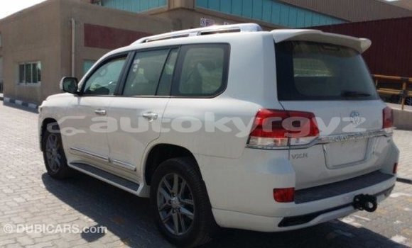 Buy Import Toyota Land Cruiser White Car in Import - Dubai in Batken Buy Import Toyota Land Cruiser White Car in Import - Dubai in Batken