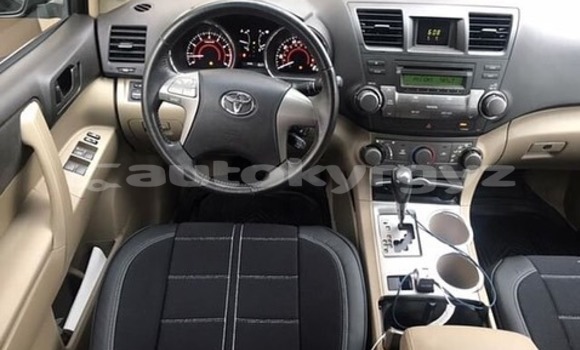 Buy Used Toyota Highlander Black Car in Bishkek in Bishkek Buy Used Toyota Highlander Black Car in Bishkek in Bishkek