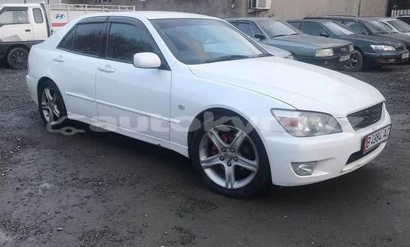 Buy Used Toyota Altezza White Car in Bishkek in Bishkek Buy Used Toyota Altezza White Car in Bishkek in Bishkek