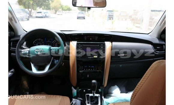 Buy Import Toyota Fortuner Black Car in Import - Dubai in Batken Buy Import Toyota Fortuner Black Car in Import - Dubai in Batken