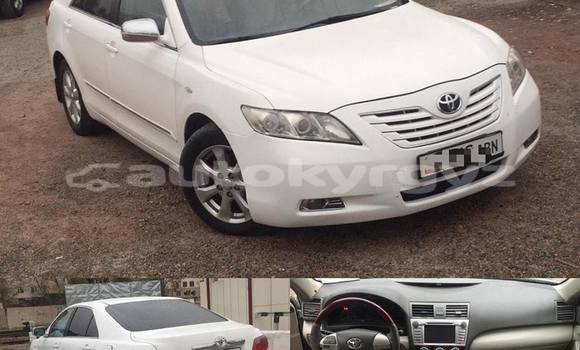 Buy Import Toyota Camry White Car in Bishkek in Bishkek
