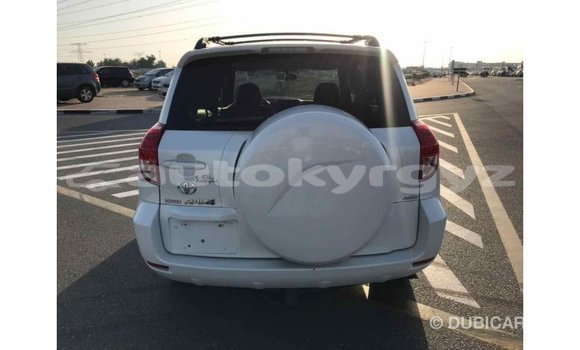 Buy Import Toyota HiAce White Truck in Import - Dubai in Batken Buy Import Toyota HiAce White Truck in Import - Dubai in Batken