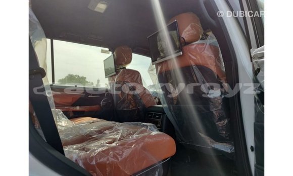 Buy Import Lexus LX White Car in Import - Dubai in Batken Buy Import Lexus LX White Car in Import - Dubai in Batken