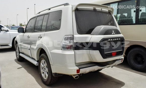 Buy Import Mitsubishi Pajero White Car in Import - Dubai in Batken Buy Import Mitsubishi Pajero White Car in Import - Dubai in Batken