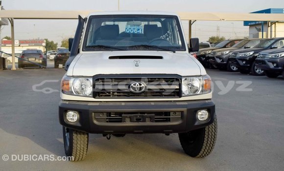 Buy Import Toyota Land Cruiser White Car in Import - Dubai in Batken Buy Import Toyota Land Cruiser White Car in Import - Dubai in Batken