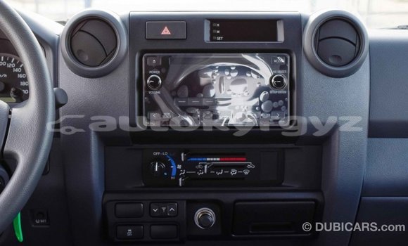 Buy Import Toyota Land Cruiser White Car in Import - Dubai in Batken Buy Import Toyota Land Cruiser White Car in Import - Dubai in Batken